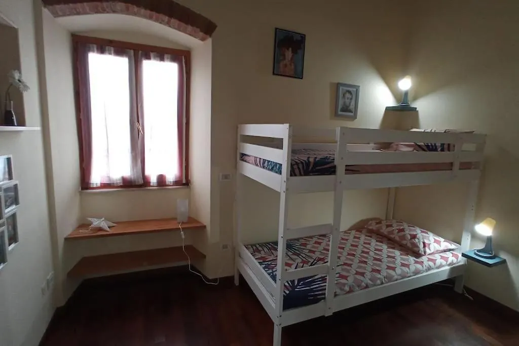 Casa In Piazza A Due Passi Dagli Imbarchi E Dal Centro Storico Apartamento Livorno